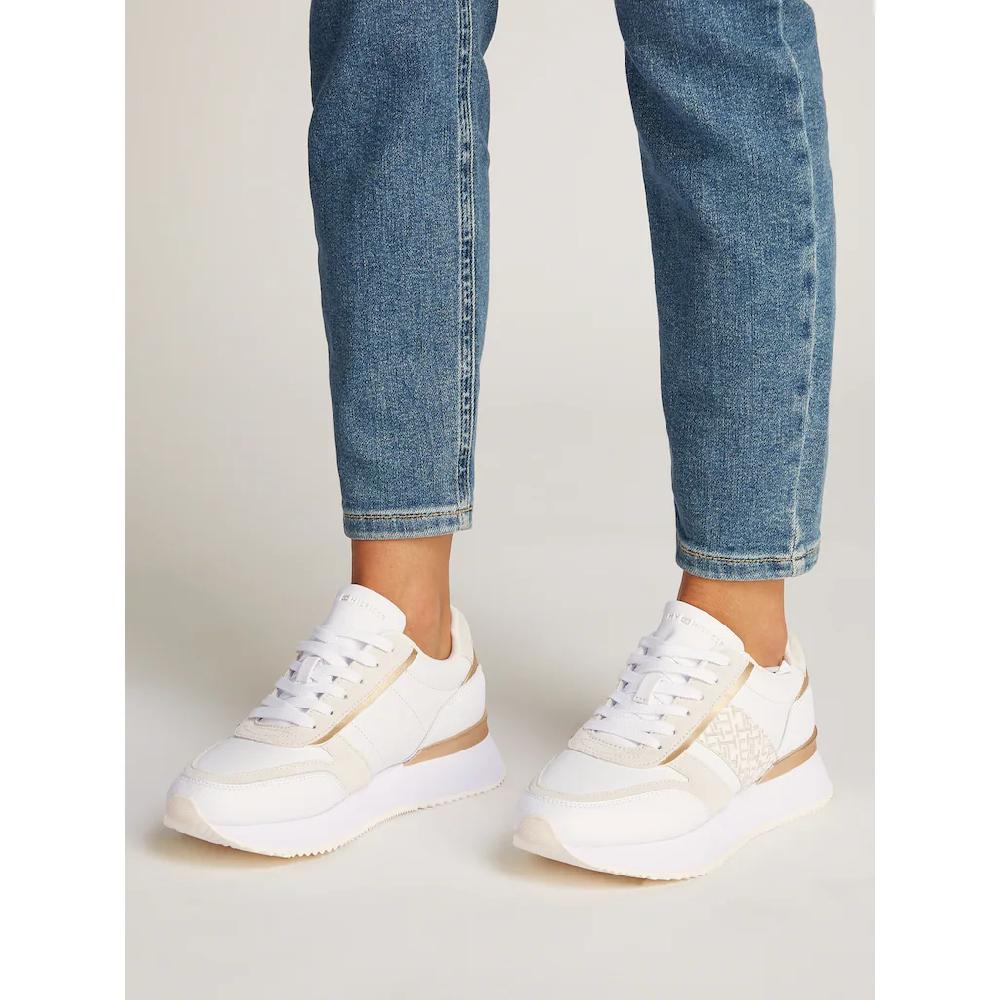 Tommy Hilfiger Plateausneaker »LUX MONOGRAM RUNNER« Schnürschuh Halbschuh Freizeitschuh Mit Goldfarbenen Akzenten Online Kaufen