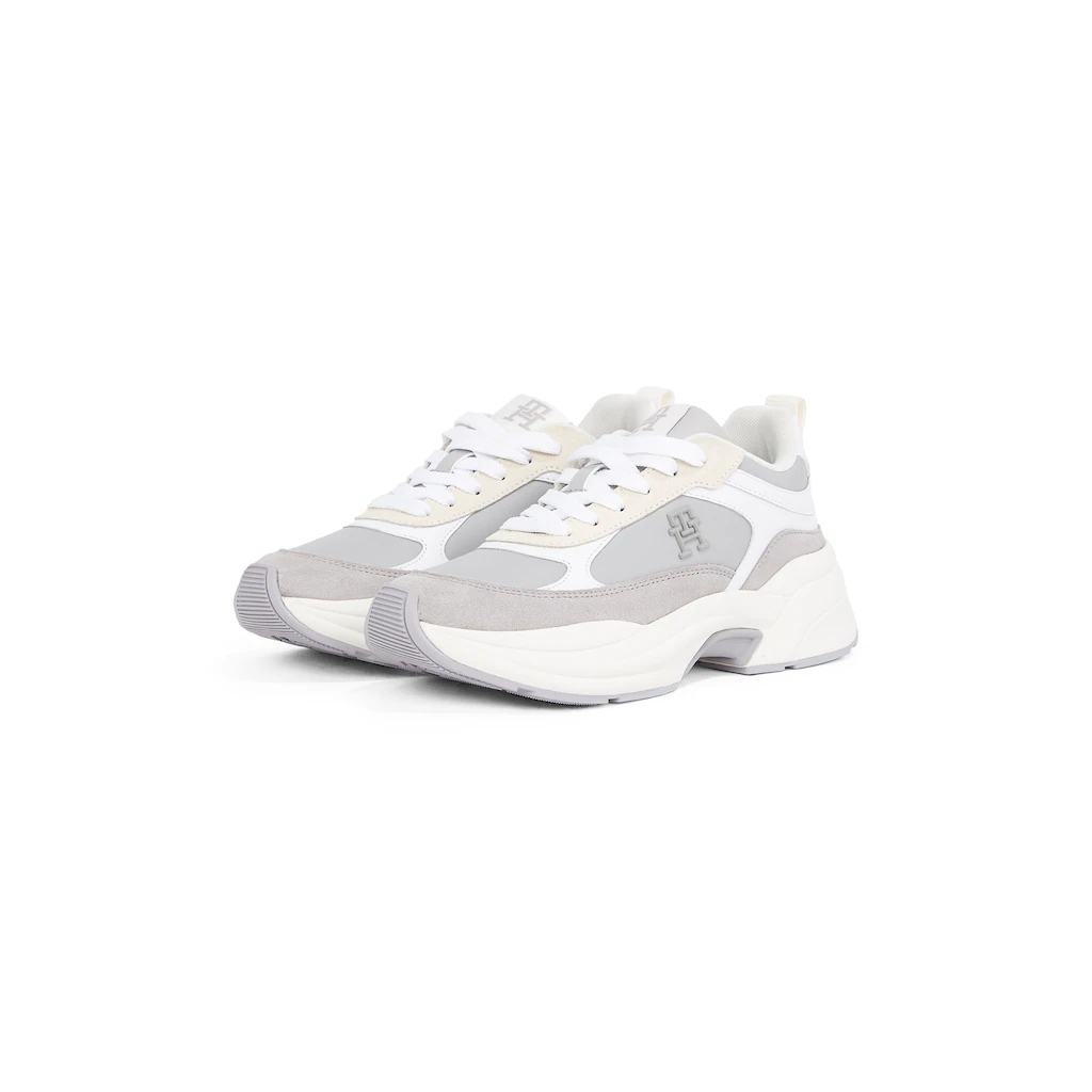 Tommy Hilfiger Plateausneaker »TH CHUNKY FEMININE RUNNER« Freizeitschuh Halbschuh Schnürschuh mit TH-Logoemblem online bestellen