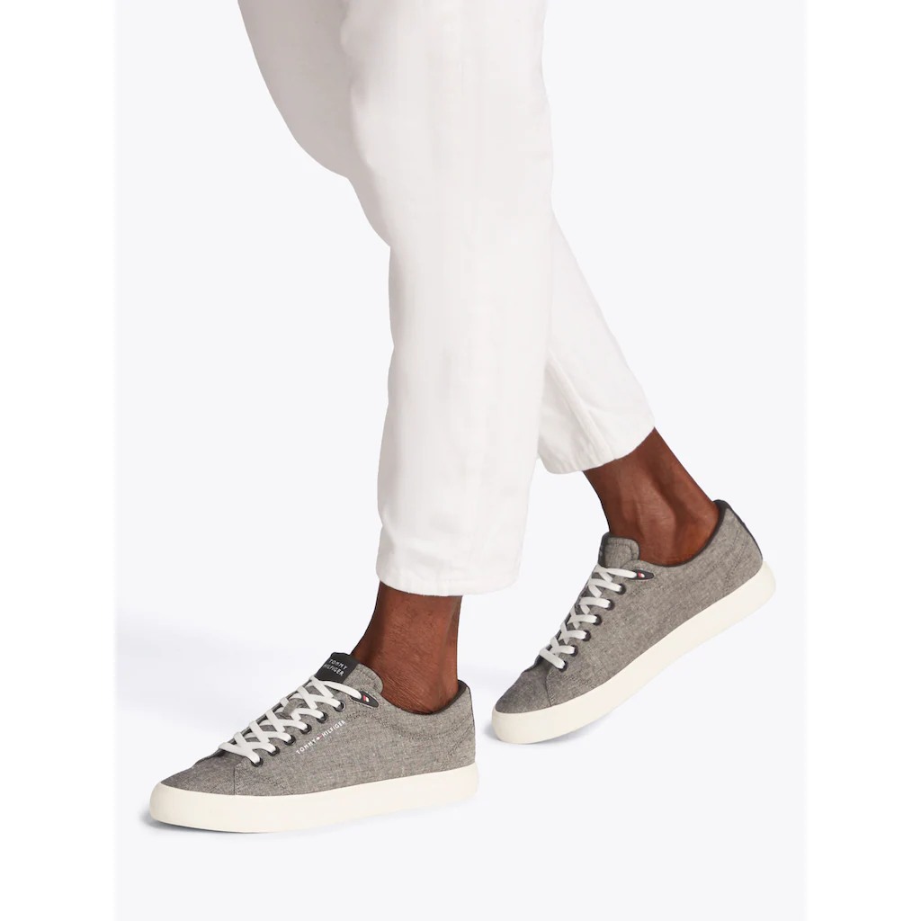 Tommy Hilfiger Plateausneaker »TH HI VULC LOW CORE CHAMBRAY« Freizeitschuh Halbschuh Schnürer In Melierter Optik Bestellen