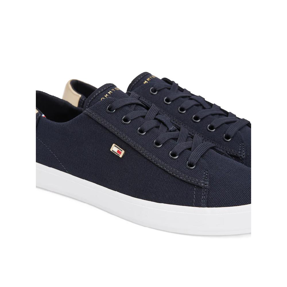 Tommy Hilfiger Plateausneaker »VULC CANVAS LACE UP SNEAKER« Freizeitschuh Halbschuh Schnürschuh In Schmaler Form