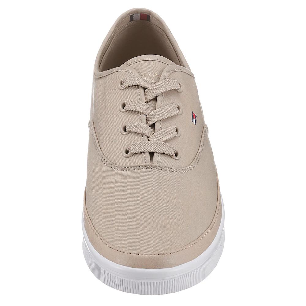 Tommy Hilfiger Sneaker »ESSENTIAL KESHA LACE SNEAKER« Gestickter Logoflagge E-Weite Freizeitschuh Halbschuh Schnürschuh Kaufen