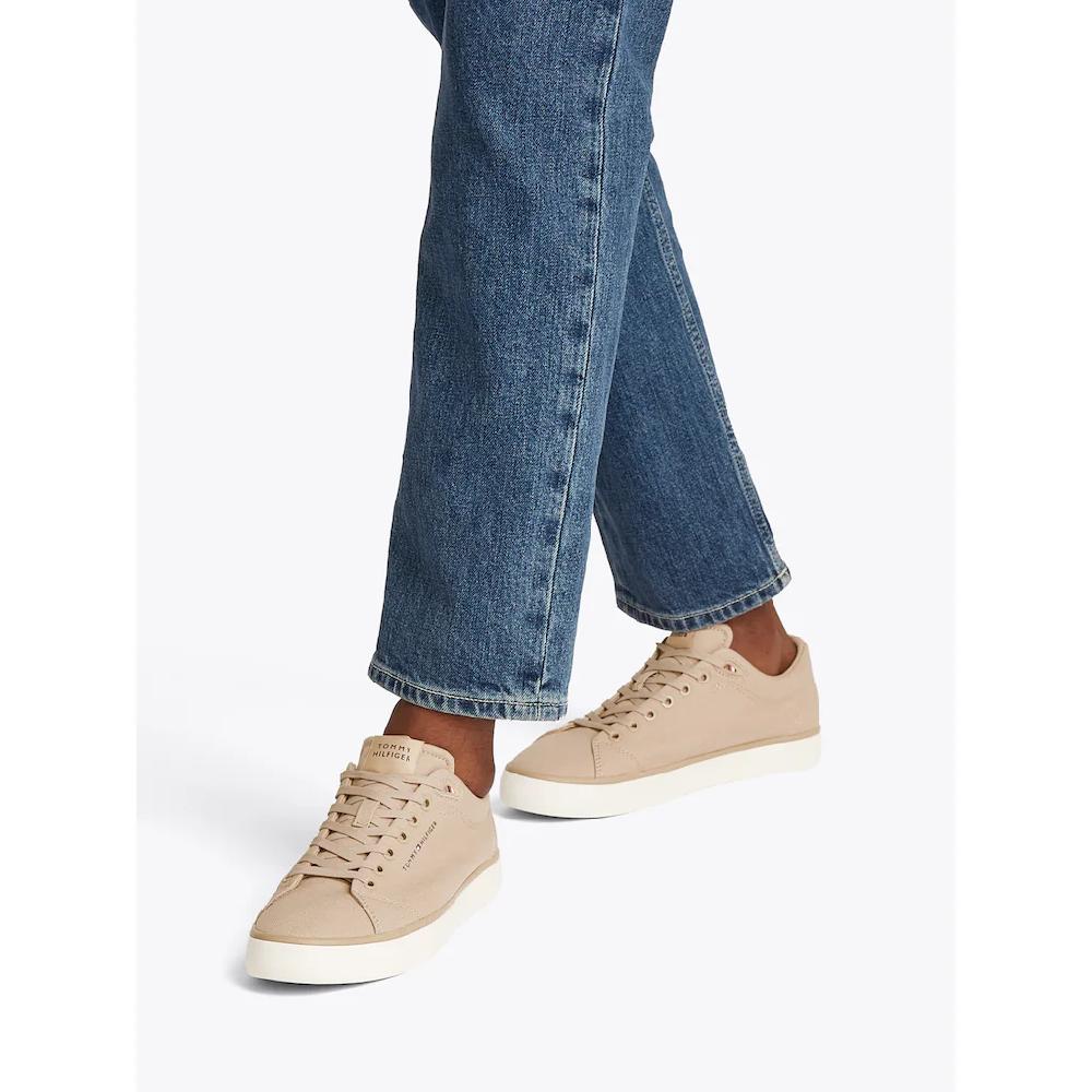 Tommy Hilfiger Sneaker »TH HI VULC LOW CORE CANVAS« Freizeitschuh Halbschuh Schnürer Mit Weich Gepolstertem Schaftrand