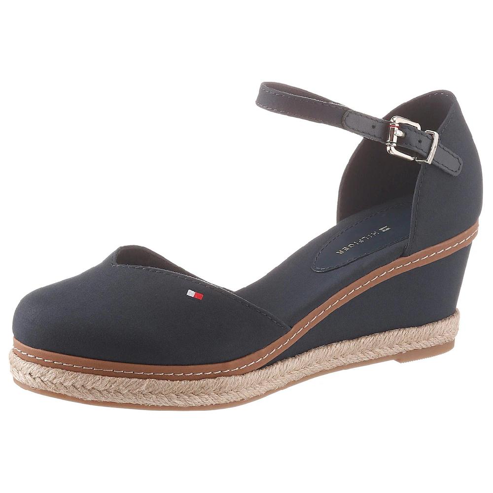 Tommy Hilfiger Spangenpumps »BASIC CLOSED TOE MID WEDGE« Riemchensandale Keilabsatz Sommerschuh mit verstellbarer Schnalle ▷ für