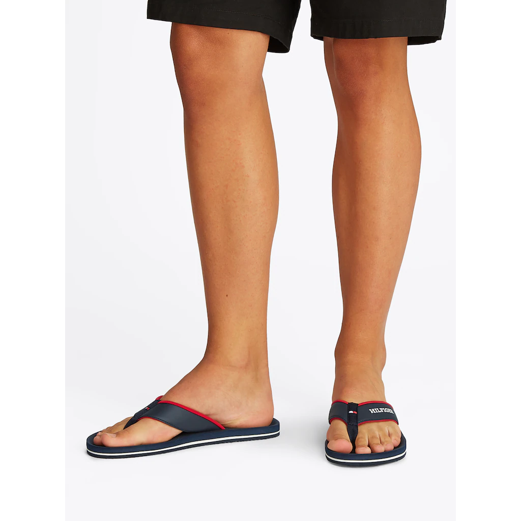 Tommy Hilfiger Zehentrenner »PADDED COMFORT HILFIGER B SANDAL« Dianette Sommerschuh Schlappen Badeschuh Mit Logoschriftzug ▷ Für