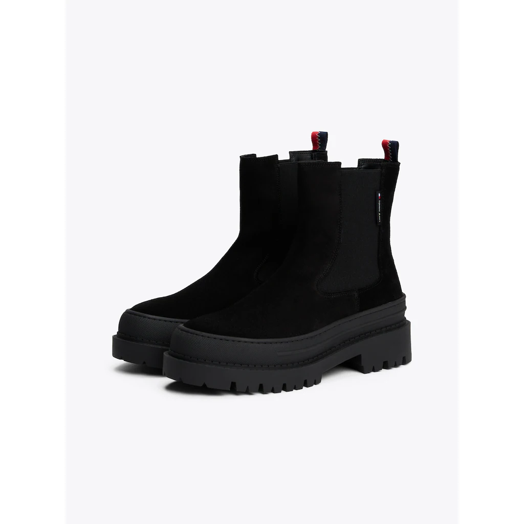 Tommy Jeans Chelseaboots »TJW FOXING CHELSEA SUEDE« Blockabsatz Schlupfboots Stiefelette Mit Bunter Anziehlasche Online Bestellen