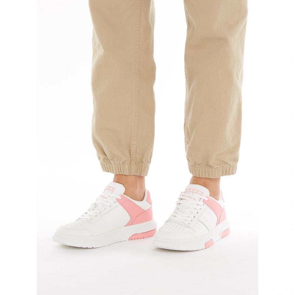 Tommy Jeans Plateausneaker »THE BROOKLYN LEATHER« Im Lässigen Street-Look Freizeitschuh Halbschuh Schnürschuh ▷ Für
