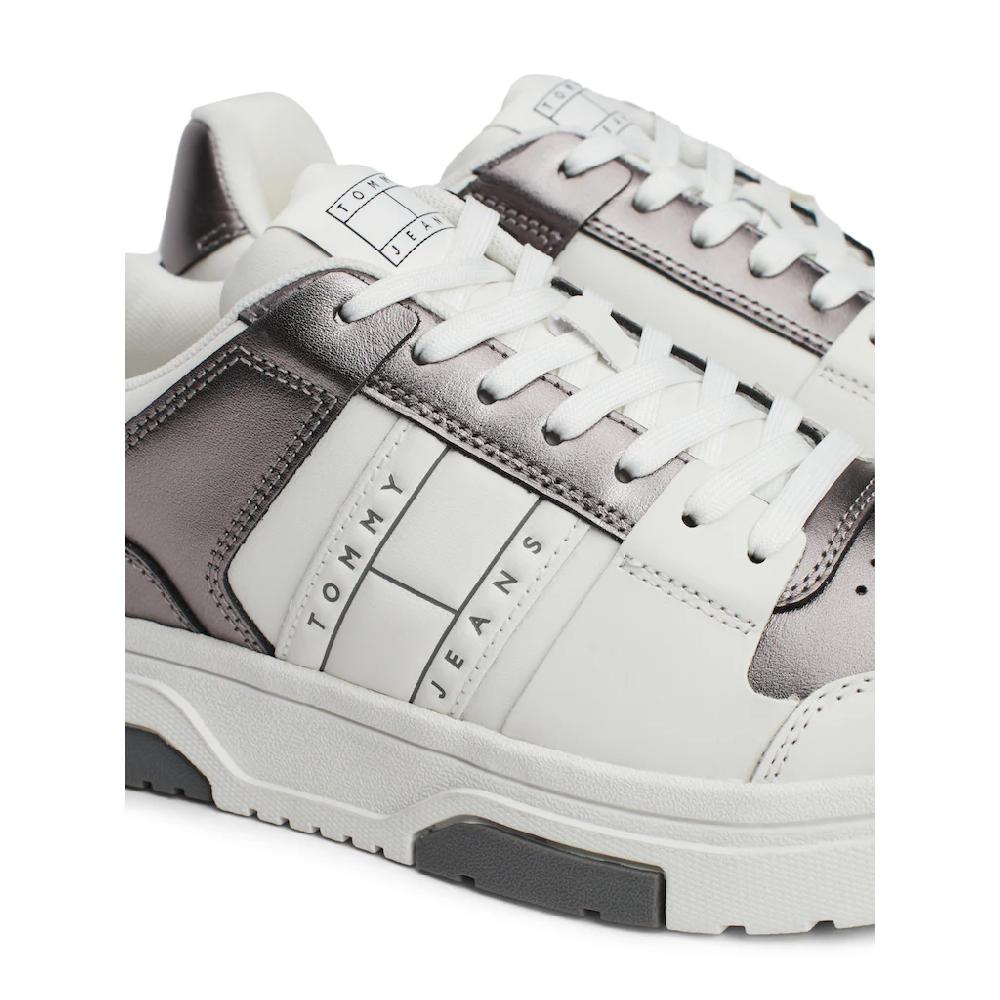 Tommy Jeans Plateausneaker »THE BROOKLYN METALLIC« Freizeitschuh Halbschuh Schnürschuh Mit Seitlichem Logo Kaufen