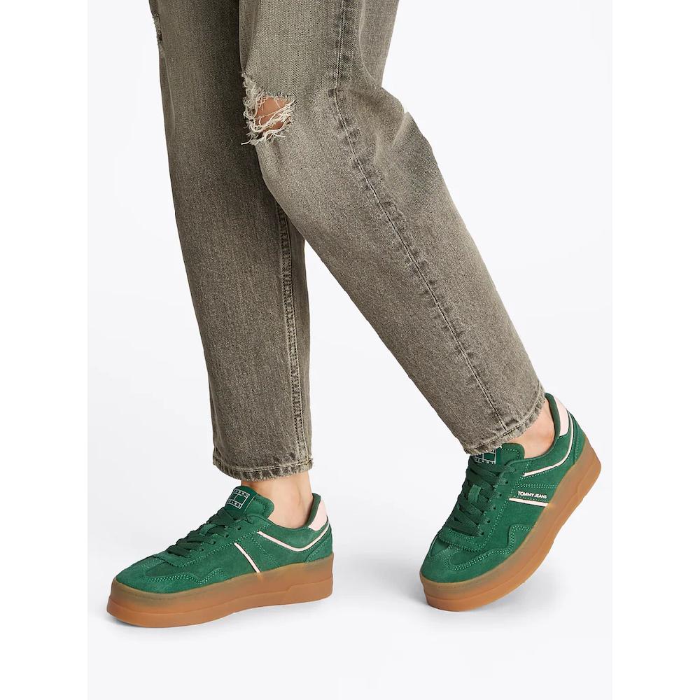 Tommy Jeans Plateausneaker »THE GREENWICH FLATFORM SUEDE« Freizeitschuh Halbschuh Schnürschuh Mit Dezenten Ziernähten Online Kaufen