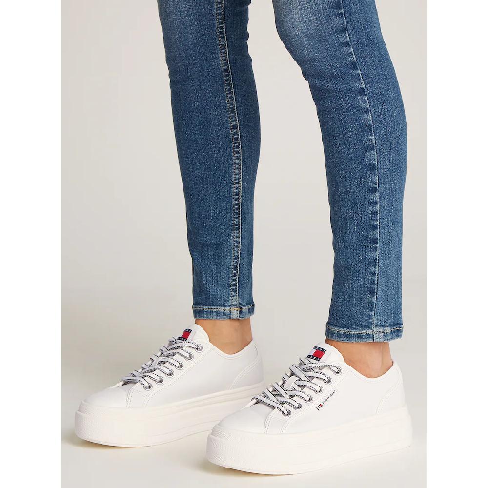 Tommy Jeans Plateausneaker »TJW FOXING VULC LC LEATHER« Freizeitschuh Halbschuh Schnürschuh Kontrast-Schnürsenkel Kaufen