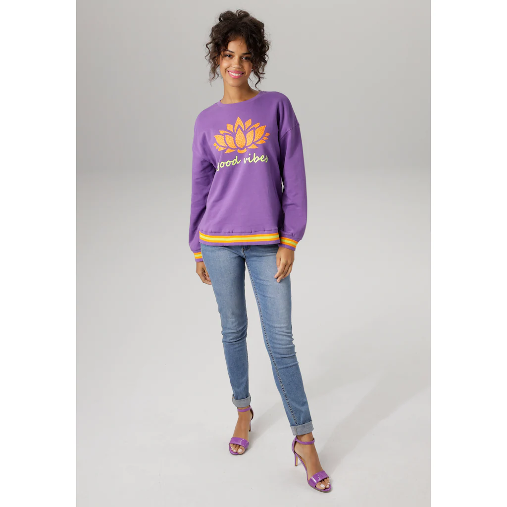 Aniston CASUAL Sweatshirt Frontdruck Mit Abstrakter Seerose Und Schriftzug