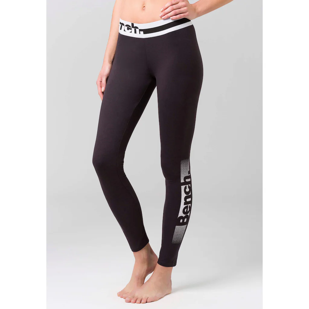 Bench. Leggings mit Logoprint am Bündchen