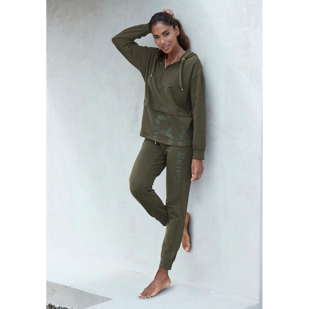 Bench. Loungewear Homewearhose Mit Reißverschluss Taschen Loungeanzug