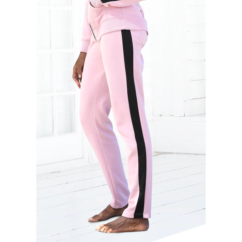 Bench. Loungewear Loungehose mit Seitenstreifen und geradem Bein Loungeanzug
