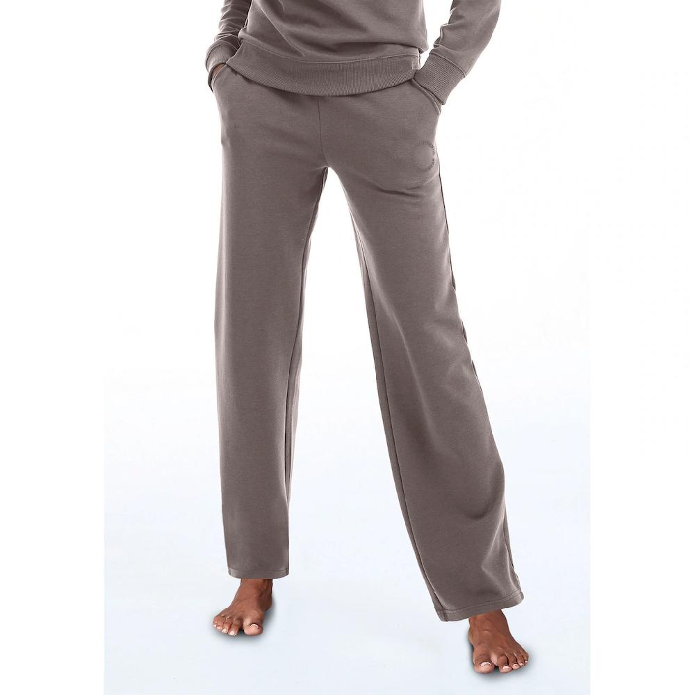Bench. Loungewear Loungehose Relaxhose mit Logostickerei und Eingrifftaschen Loungewear