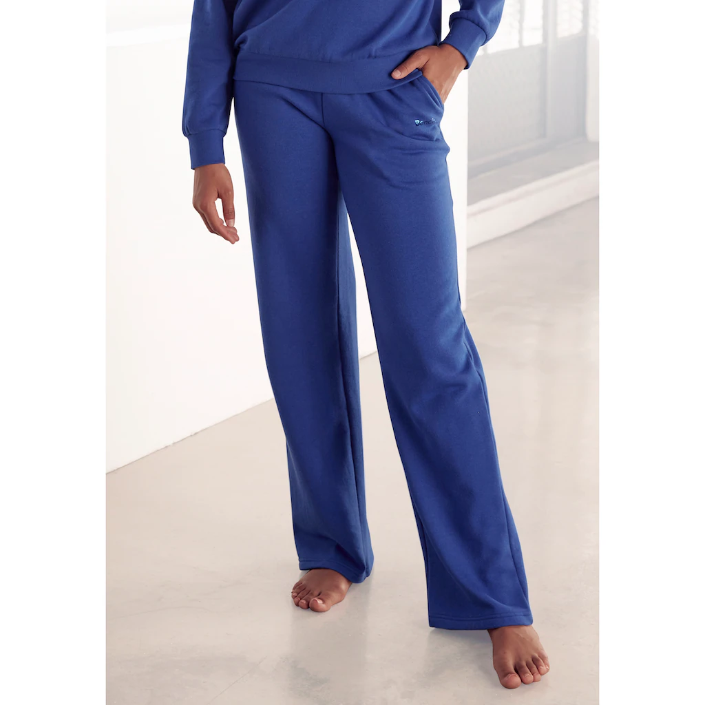 Bench. Loungewear Sweatpants »-Weite Loungehose« mit Eingrifftaschen und Logodruck Loungewear Loungeanzug online kaufen