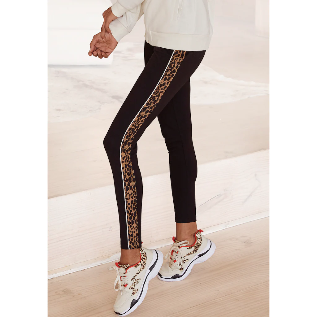 Buffalo Leggings mit Seitenstreifen in Leo-Muster