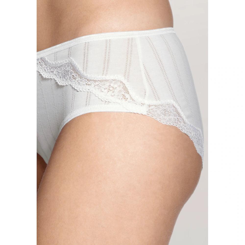 CALIDA Panty »Etude Toujours« Mit Dresdner Spitze An Der Vorderseite Und Dem Hinteren Beinausschnitt Kaufen