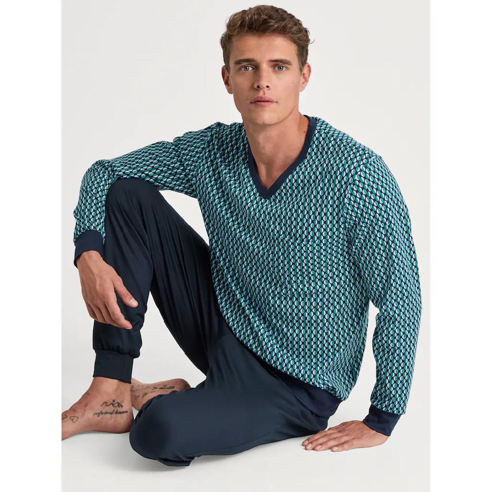 CALIDA Schlafanzug »RELAX IMPRINT« (2 Tlg.) Gemustertes Oberteil Mit V-Ausschnitt Kaufen