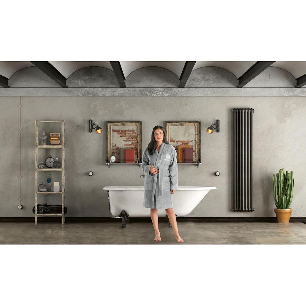 CARLO COLUCCI Damenbademantel »Vito Ideal Für Sauna & Spa Hotelbademantel Morgenmantel« (1 St.) Logostickerei Auf Brust Schriftzug Auf Ärmeln Uni-Farben Baumwolle