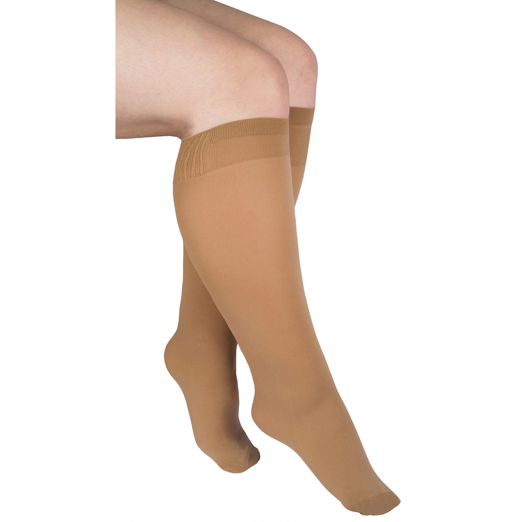 Janastyle Feinkniestrümpfe »BIG Feinkniestrümpfe mit extrabreitem Bund« (3 Paar) für einen Wadenumfang bis zu 56 cm für starke Waden bestellen