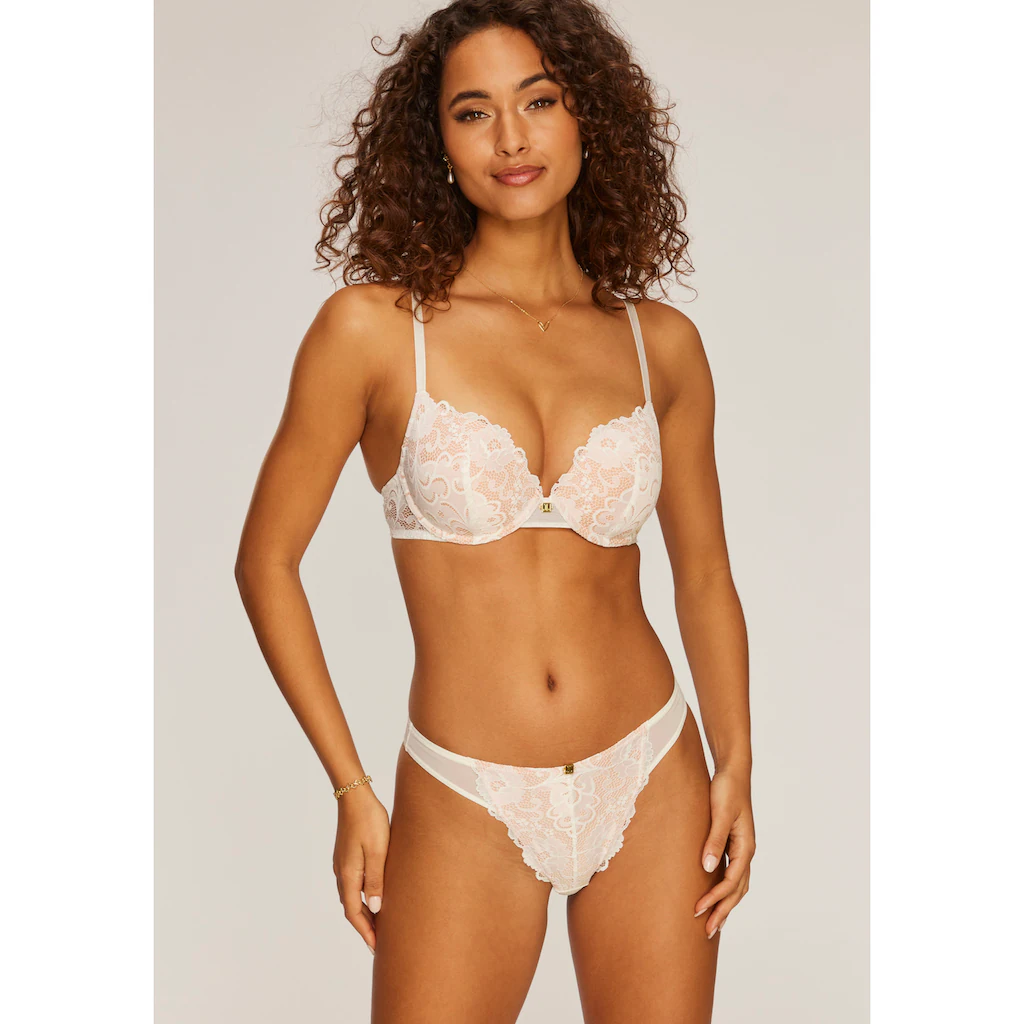 JETTE String Mit Mix Aus Feiner Spitze Und Soft-Mesh Online Kaufen