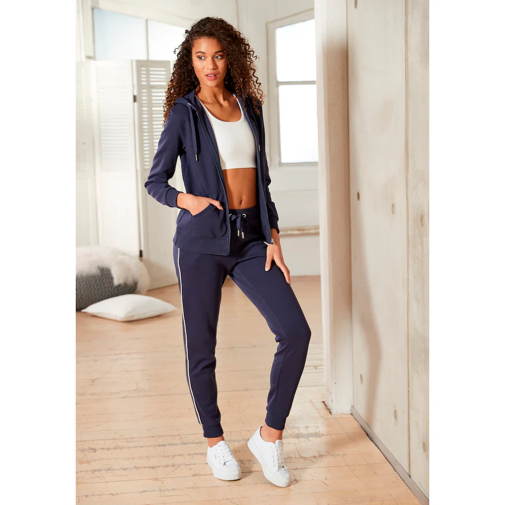 KangaROOS Sweatjacke Mit Großem Logodruck Auf Dem Rücken Loungeanzug