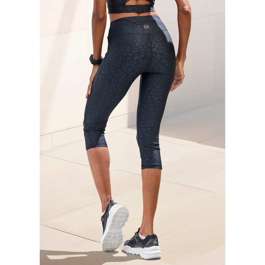 LASCANA ACTIVE Caprileggings Sporthose in Allover-Leo-Optik