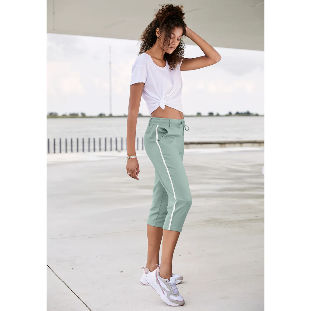 LASCANA Caprihose Mit Seitlichen Streifen Loungewear