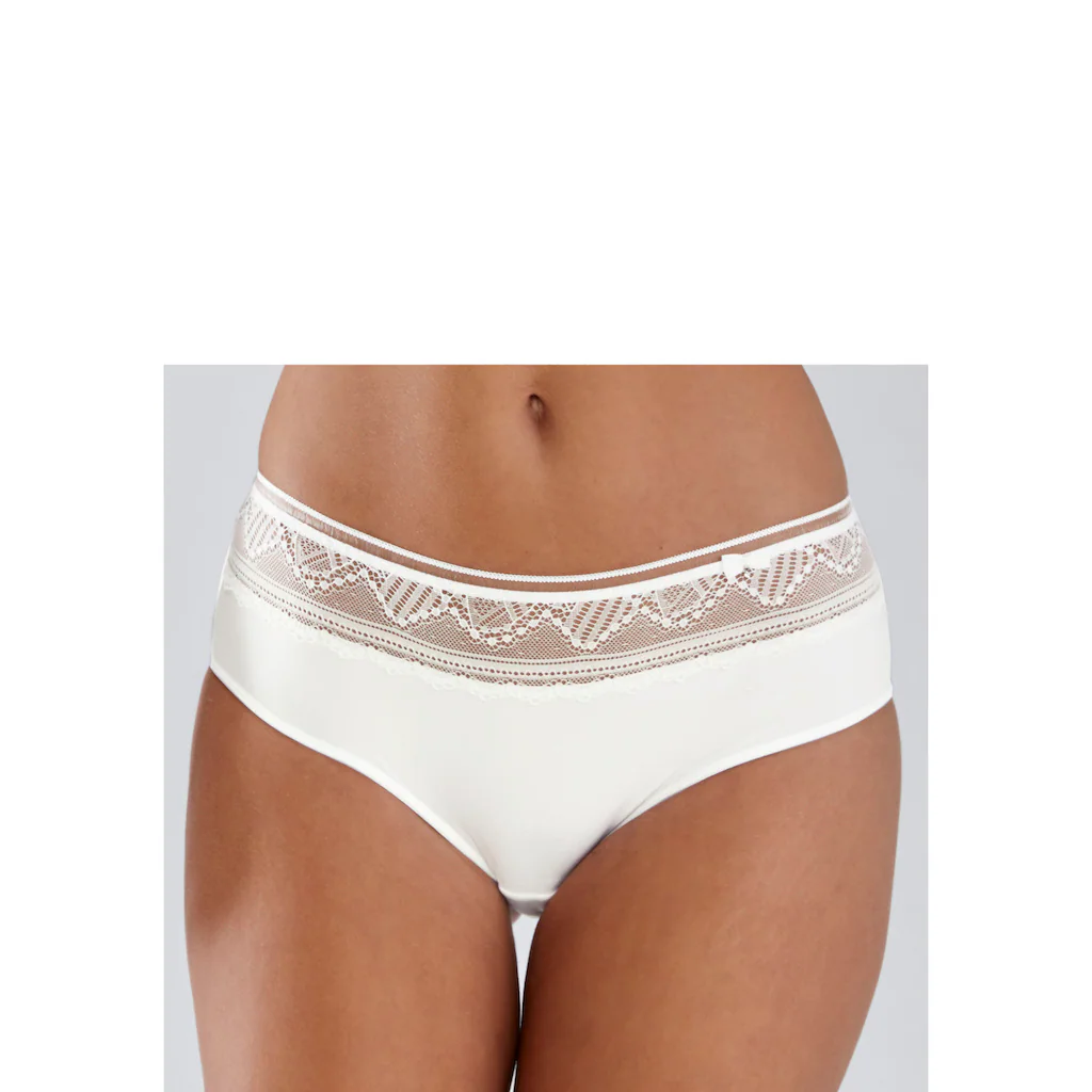 LASCANA Panty »Tiziana« mit Spitze anteilig aus recyceltem Polyamid
