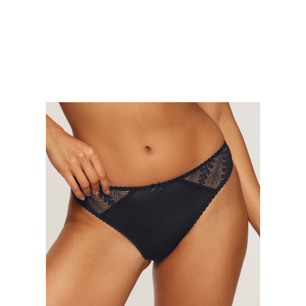 LASCANA Tanga »Amira« mit graphischen Spitzeneinsätzen ▷ für