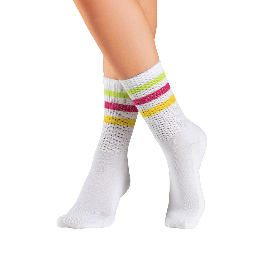 LASCANA Tennissocken (Packung 3 Paar) Mit Frotteesohle Und Stickerei