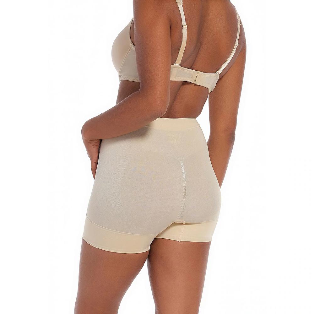 MAGIC Bodyfashion Shapingpants »Comfort Short« Bequeme Nahtlose Formende Shorts Kaufen