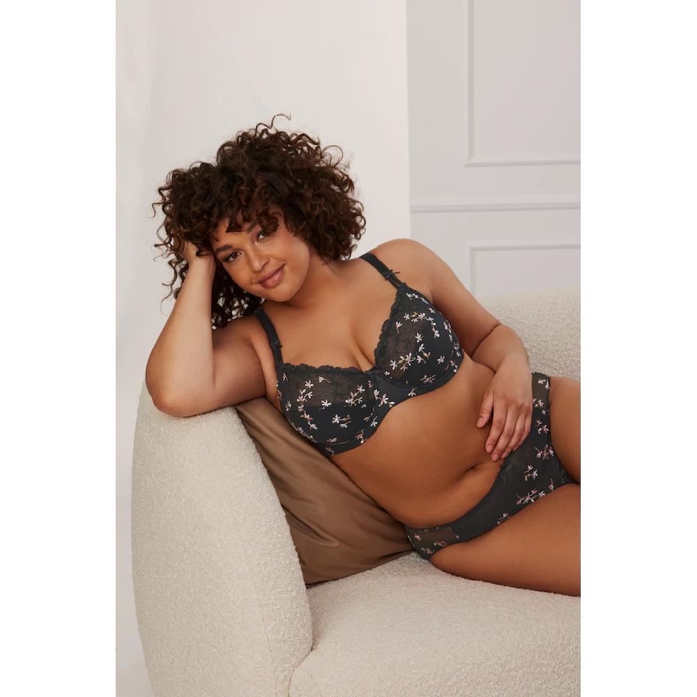 Nuance Bügel-BH Mit Feiner Stickerei Spitze Und Dezenter Transparenz Im Obercup Online Bestellen