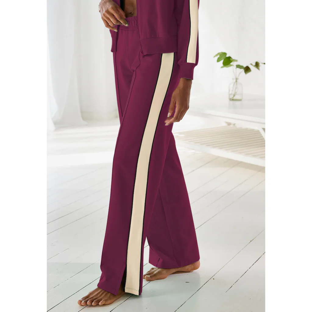 s.Oliver Sweathose Loumngehose mit Kontraststreifen und Pipings Loungewear