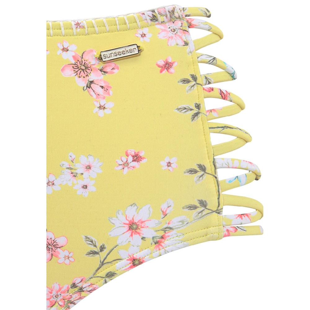 Sunseeker Highwaist-Bikini-Hose »Ditsy« Mit Häkelkante Und Seitlichen Zierbändern Online Bestellen