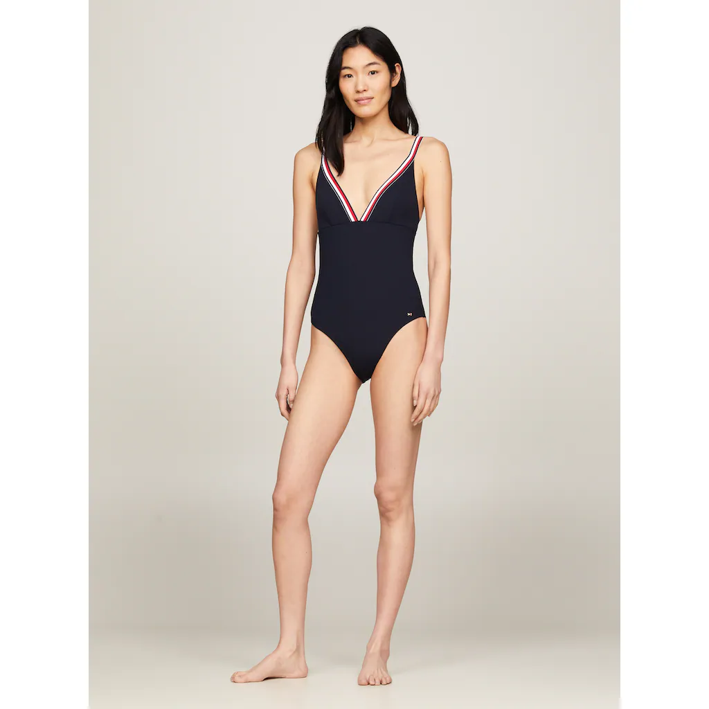 Tommy Hilfiger Swimwear Badeanzug »TRIANGLE ONE PIECE RP« Mit Kontrastfarbenen Kanten ▷ Für