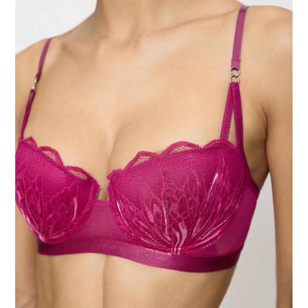 Triumph Halbschalen-BH »Crazy Stupid Love WHP« Spitzendetails ▷ Für