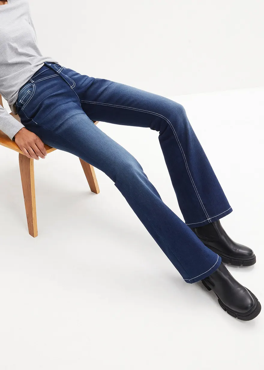 Bonprix Angeraute Thermojeans Mit Kuscheliger Innenseite Im Bootcut-Fit