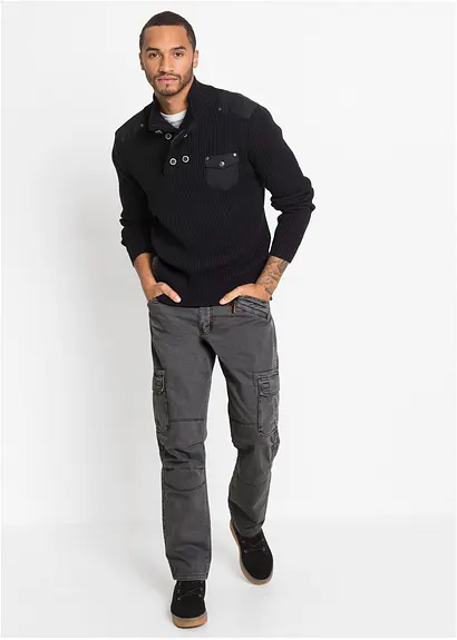 Bonprix Angesagte Cargohose Mit Reißverschlussdetail Und Auffallenden Knieabnähern