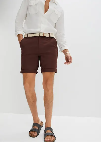 Bonprix Angesagte Chino-Bermuda Mit Gürtel Und Zwei Fake-Taschen Hinten Maschinenwaschbar