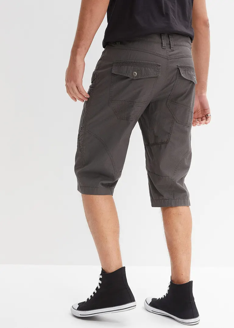 Bonprix Ausdrucksstarke Long-Bermuda Mit Angesagten Taschen Und Nähten