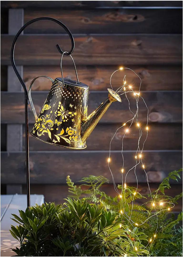 Bonprix Ausgefallene Gartendekoration - Solar Dekoleuchte In Gießkannen-Design