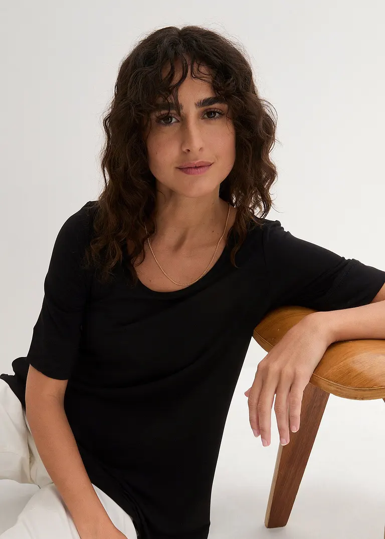 Bonprix Bequemes Longshirt Mit Viskose Und Abgerundetem Saum - Schwarz