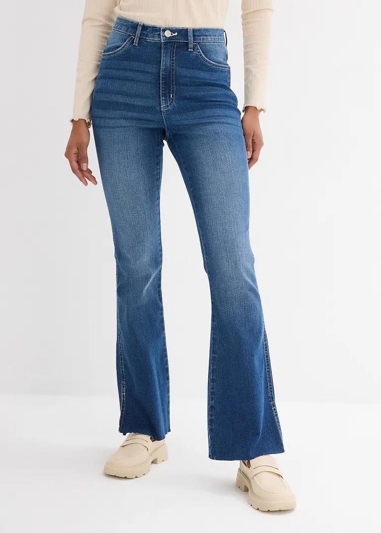 Bonprix Bootcut Jeans Mit Weichem Stretch - Blau Petite