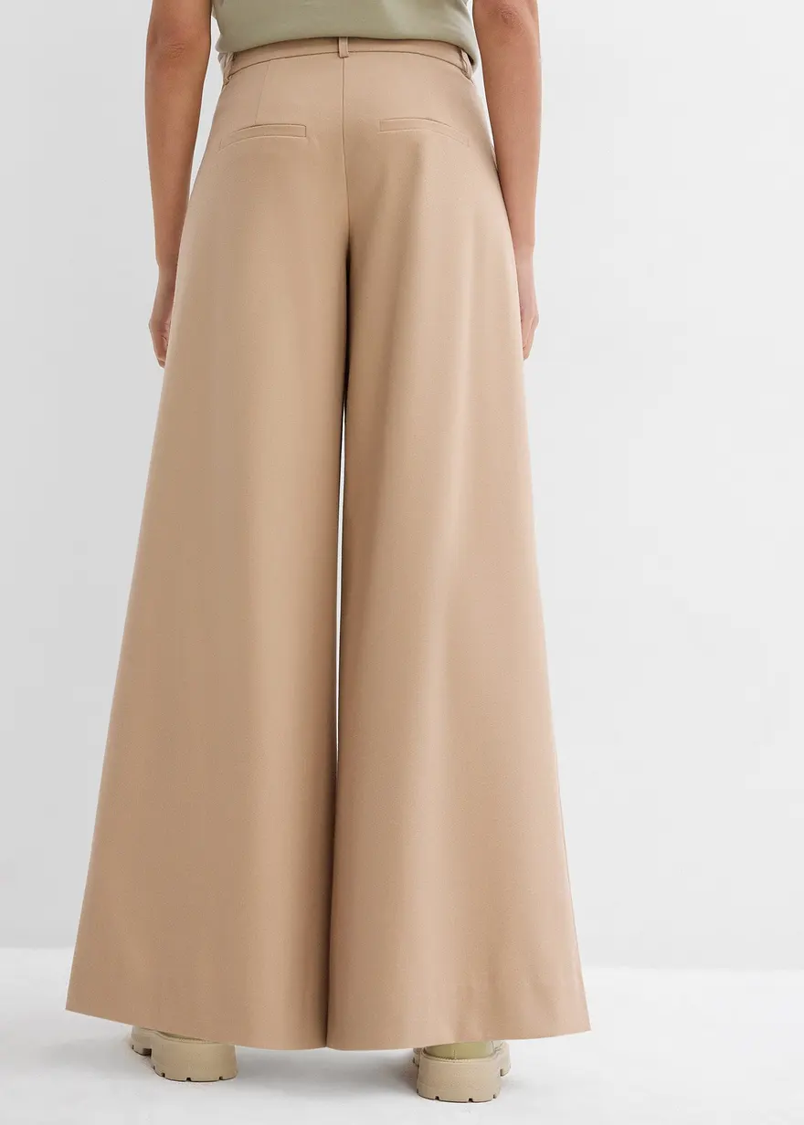 Bonprix Bundfaltenhose Mit Lockerer Passform Abnähern An Der Vorderseite Und Einem Weitem Bein