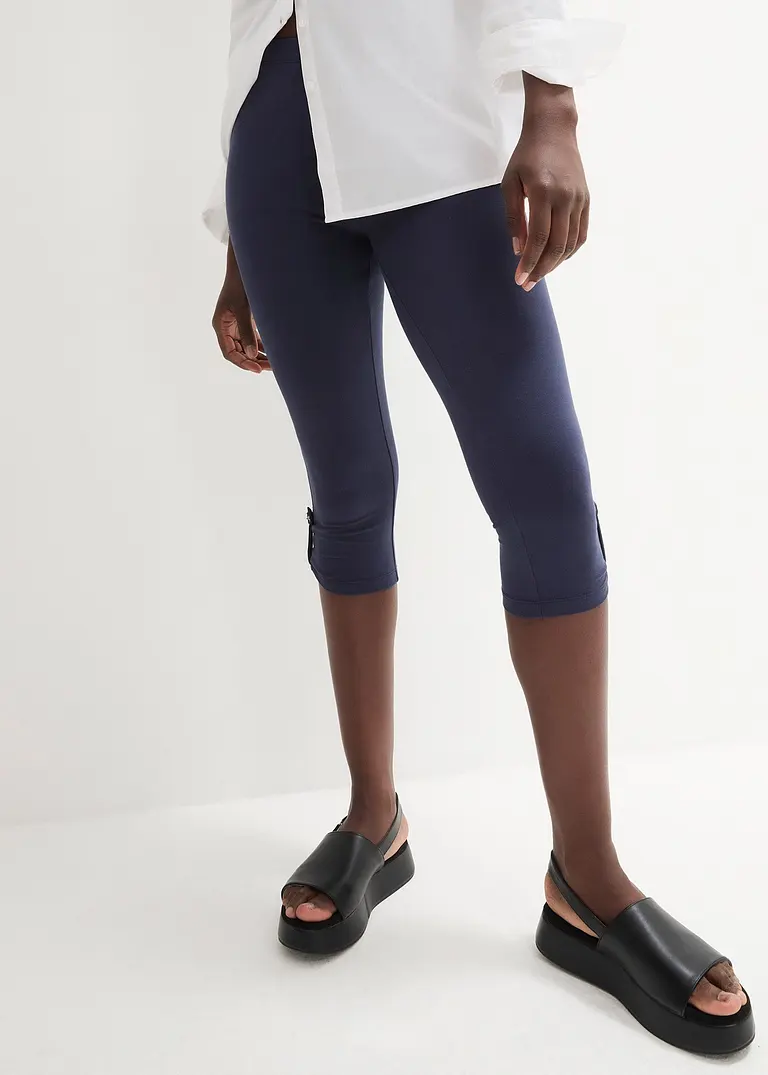 Bonprix Capri Leggings Aus Baumwolle Mit Seitlichem Knopf-Detail - Blau