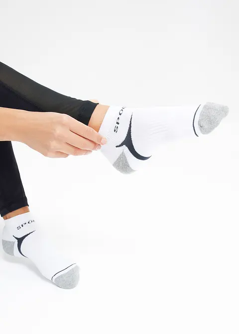 Bonprix Diese Sportsocken Mit Schriftzug Verbinden Funktionalität Mit Coolem Design