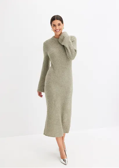 Bonprix Edles Bouclé Strickkleid Mit Rundhals Ausschnitt - Grün