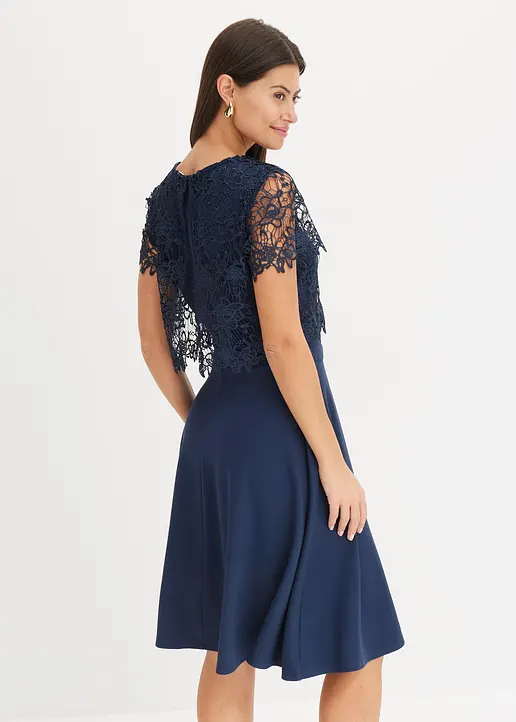 Bonprix Elegant Und Feminin: Midi-Kleid Mit Spitzen-Oberteil Und Ausgestelltem Rock