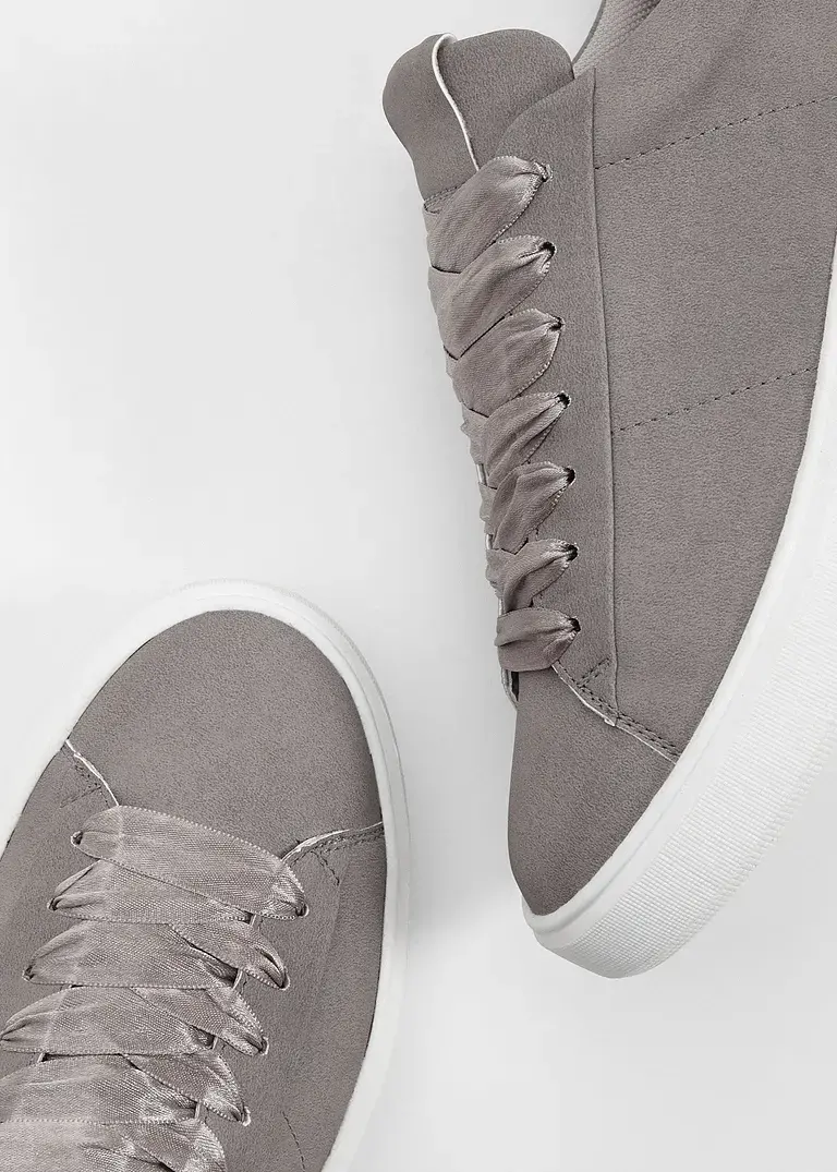 Bonprix Eleganter Sneaker Mit Schnürsenkeln Aus Satin - Grau